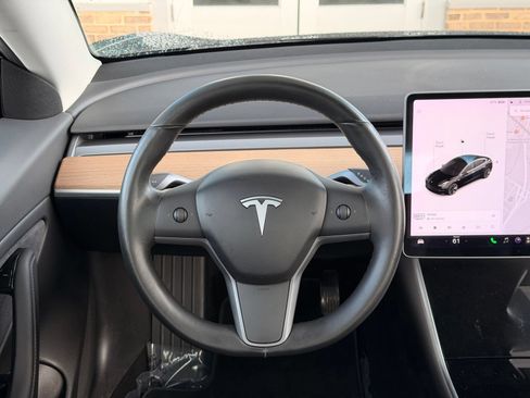 Used 2018 Tesla Model 3 Mid Range RWD image 28