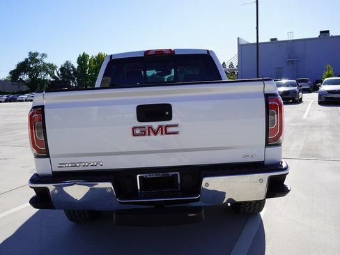 Used 2018 GMC Sierra 1500 SLT w/ Texas SLT Premium Package AWD/4WD image 13