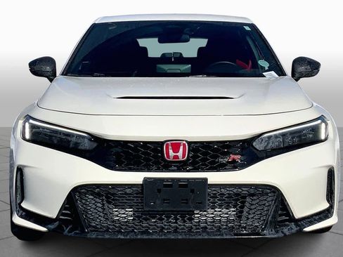 Used 2024 Honda Civic Type R image 3