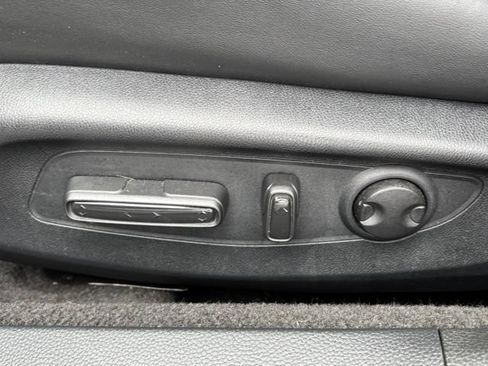 Used 2025 Honda Accord Sport image 5