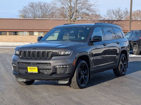 Used 2024 Jeep Grand Cherokee L Limited w/ Luxury Tech Group II AWD/4WD image 3