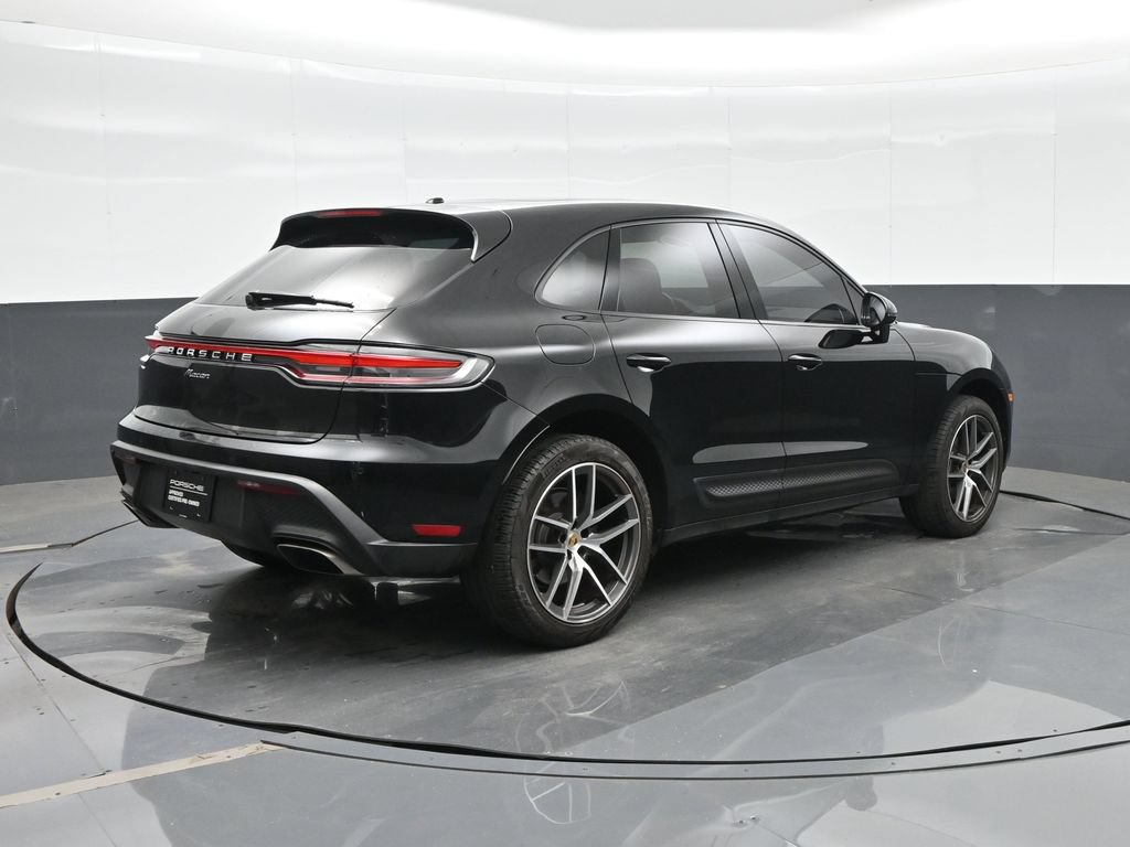 Certified 2023 Porsche Macan AWD/4WD image 7