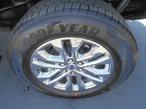 New 2026 Ford F150 Lariat image 13