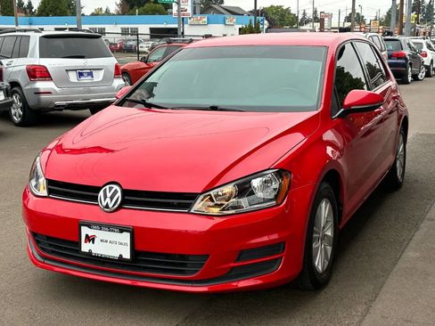 Used 2015 Volkswagen Golf S image 7