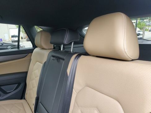 New 2026 Volkswagen Atlas Cross Sport SE image 10