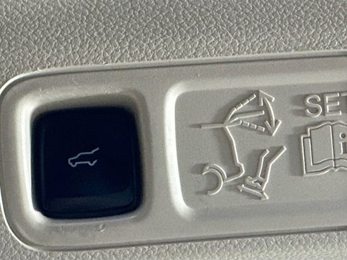 Used 2019 Lincoln Navigator L Reserve image 32