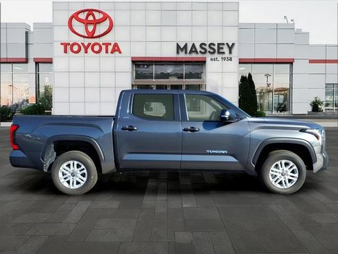Used 2025 Toyota Tundra SR5 w/ SR5 Convenience Package AWD/4WD image 2