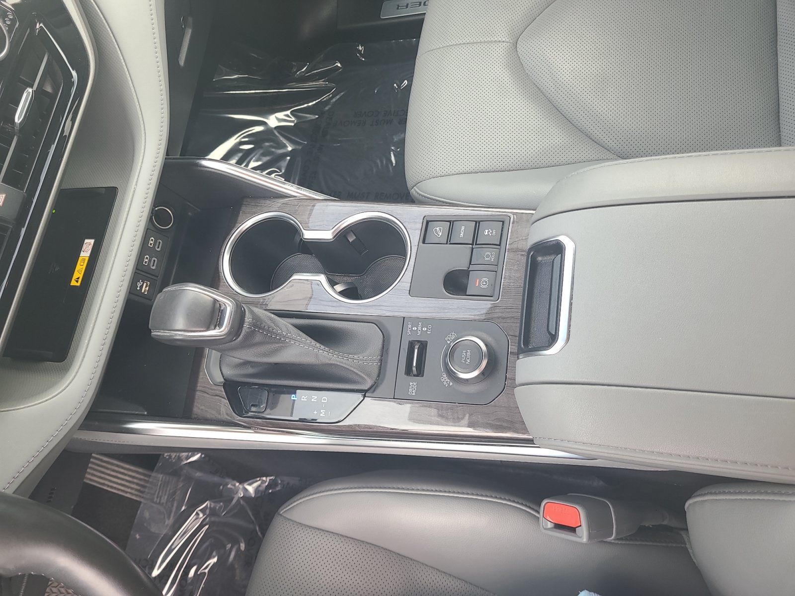 Used 2023 Toyota Highlander Limited AWD/4WD image 15