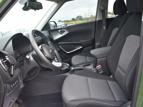 Used 2023 Kia Soul EX FWD image 21