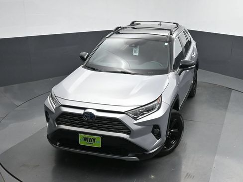 Used 2021 Toyota RAV4 XSE AWD/4WD image 57