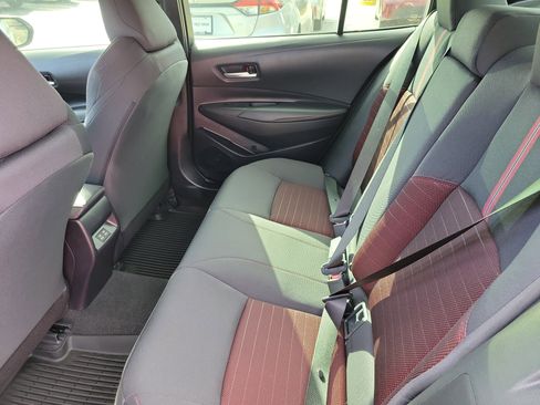 Used 2025 Toyota Corolla SE image 11