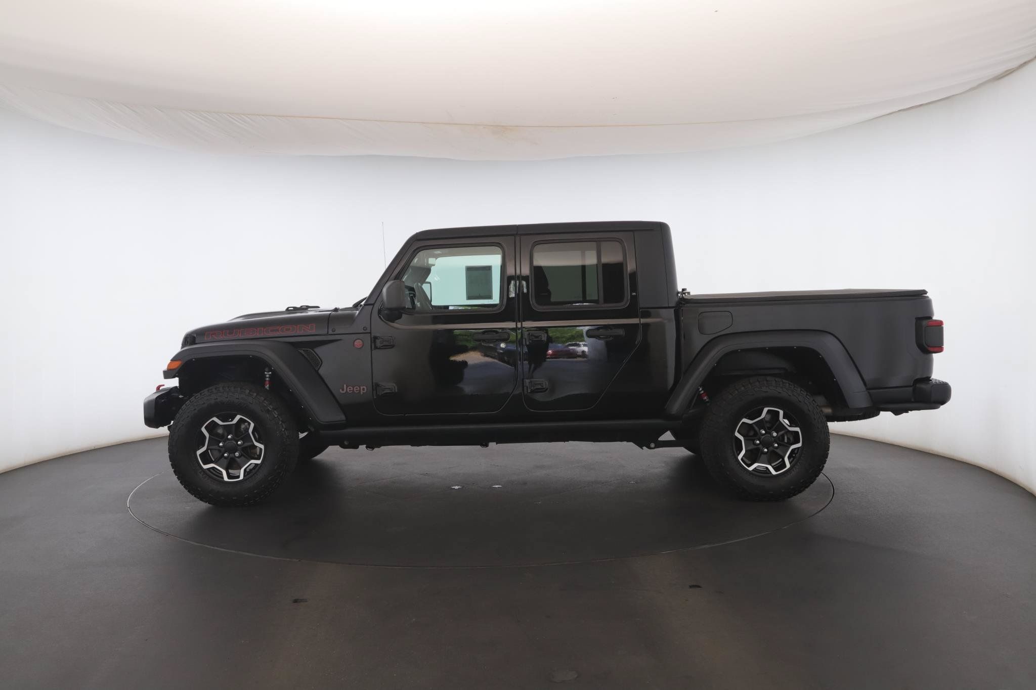Used 2022 Jeep Gladiator Rubicon w/ LED Lighting Group AWD/4WD image 19