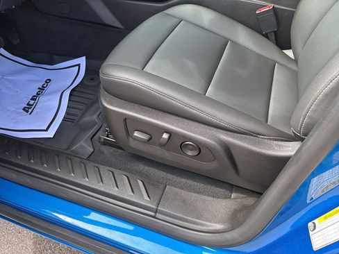 Used 2023 Chevrolet Colorado LT w/ LT Convenience Package III AWD/4WD image 15