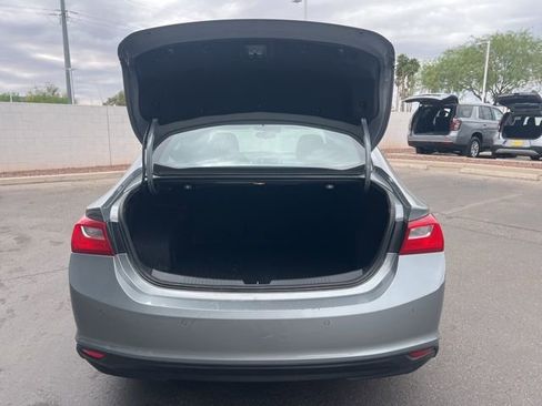 Used 2024 Chevrolet Malibu LT image 28