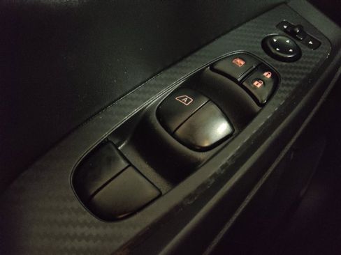 Used 2024 Nissan Sentra SV FWD image 27