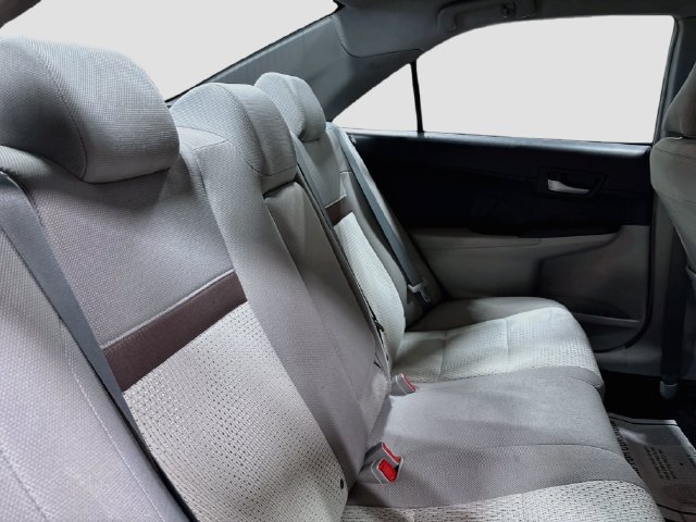 Used 2013 Toyota Camry LE FWD image 20