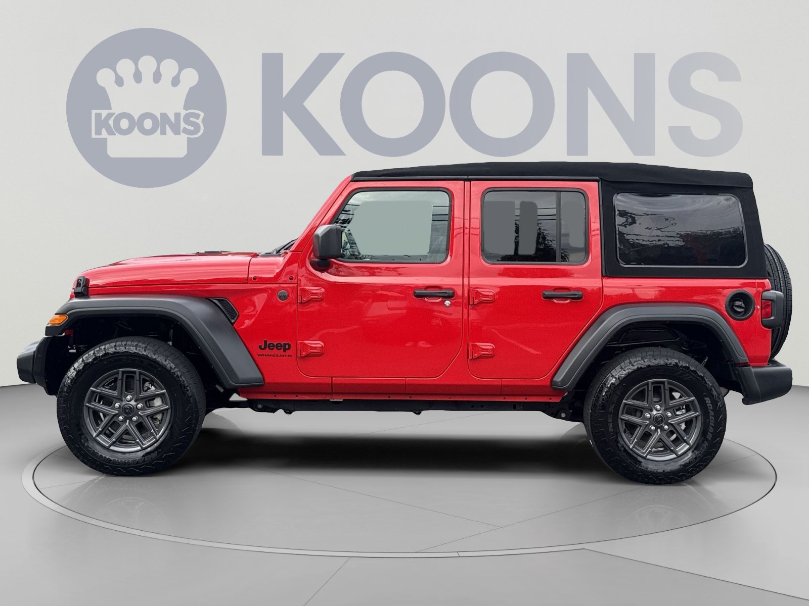 Used 2025 Jeep Wrangler Unlimited Sport AWD/4WD image 2