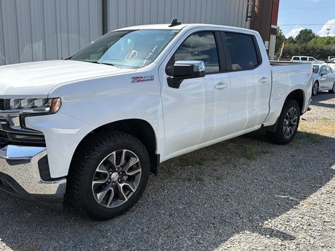 Used 2021 Chevrolet Silverado 1500 LT AWD/4WD image 2