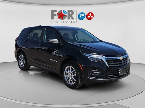 Used 2023 Chevrolet Equinox LS w/ LPO, Cargo Package image 7