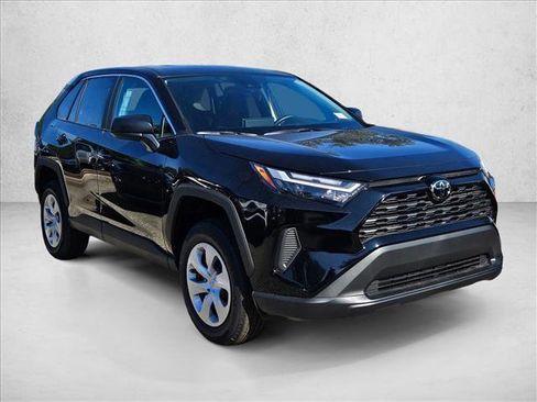New 2025 Toyota RAV4 LE image 7