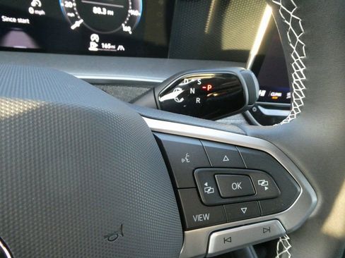 New 2026 Volkswagen Tiguan S image 10