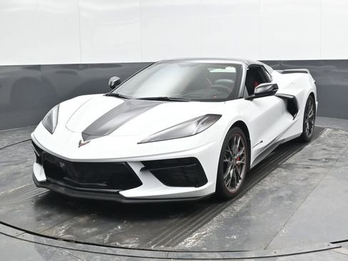 Used 2023 Chevrolet Corvette Stingray Premium Conv w/ Z51 Performance Package image 5