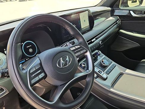 Used 2024 Hyundai Palisade Calligraphy AWD/4WD image 13