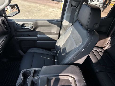 Used 2025 GMC Sierra 1500 Pro w/ Graphite Edition image 31