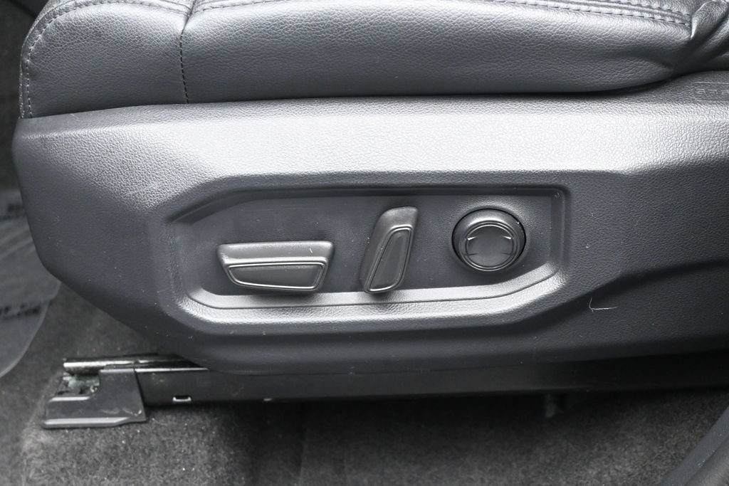Used 2023 Toyota Sequoia Limited w/ TRD Off-Road Package AWD/4WD image 12