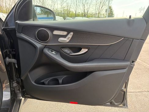 Used 2022 Mercedes-Benz GLC 300 4MATIC image 25