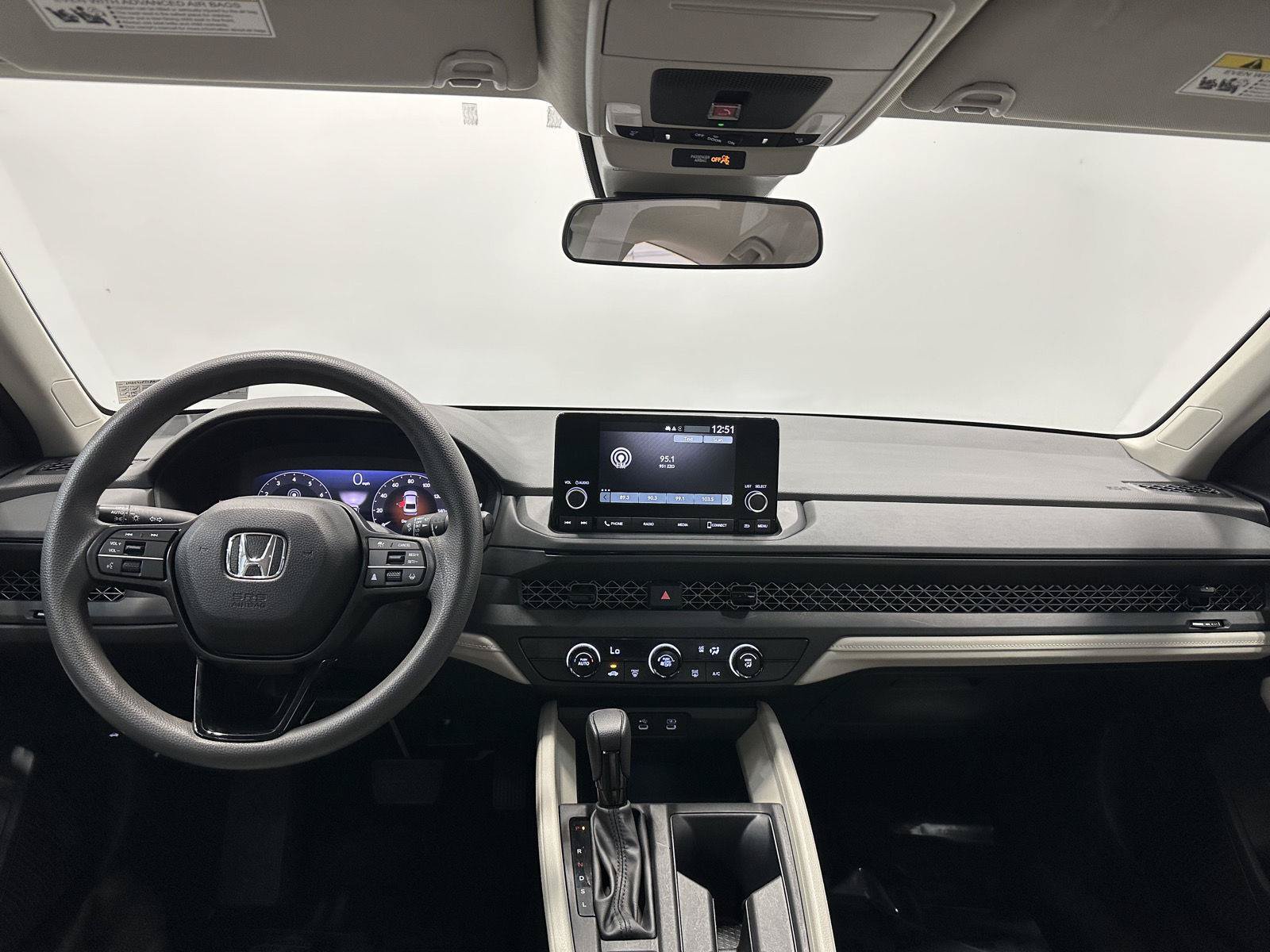 Certified 2023 Honda Accord LX image 17
