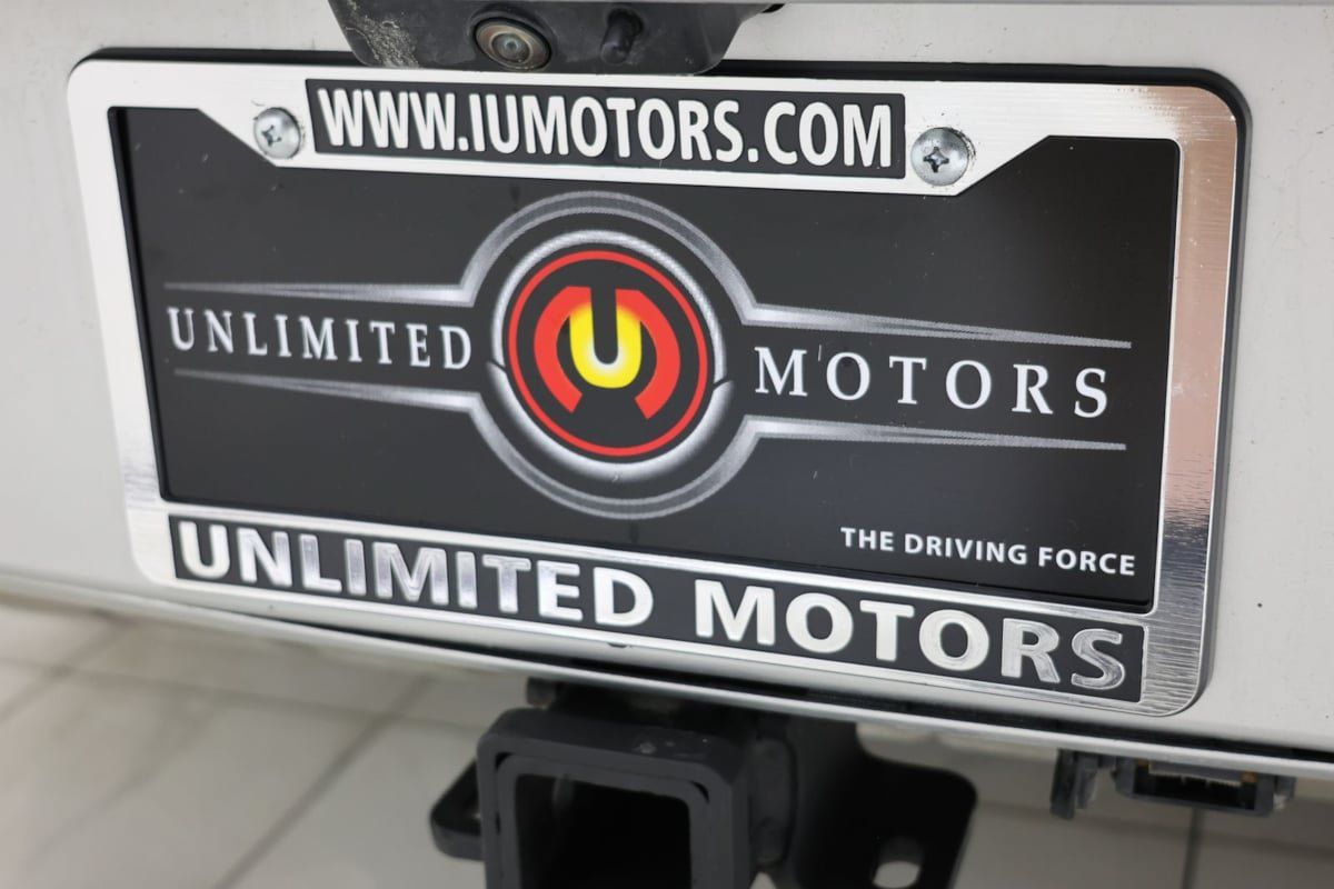 Used 2023 Land Rover Defender 130 First Edition AWD/4WD image 21