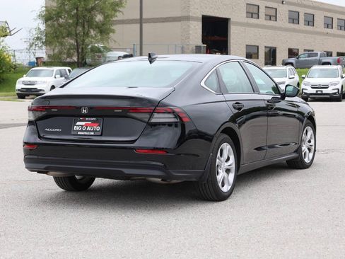 Used 2025 Honda Accord LX image 9