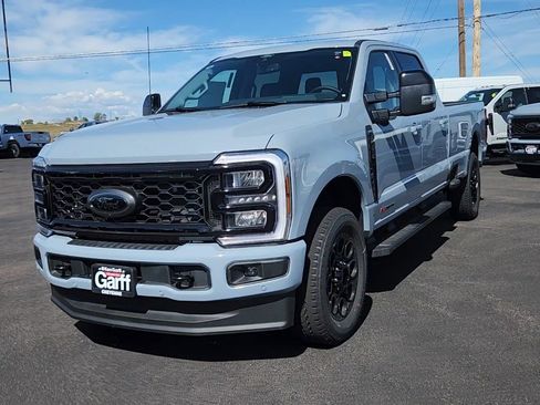 New 2026 Ford F350 Lariat w/ Black Appearance Package image 4
