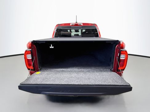 Used 2024 GMC Canyon Denali AWD/4WD image 24