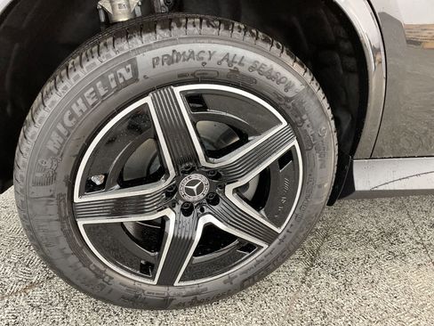 Certified 2025 Mercedes-Benz GLC 300 image 10