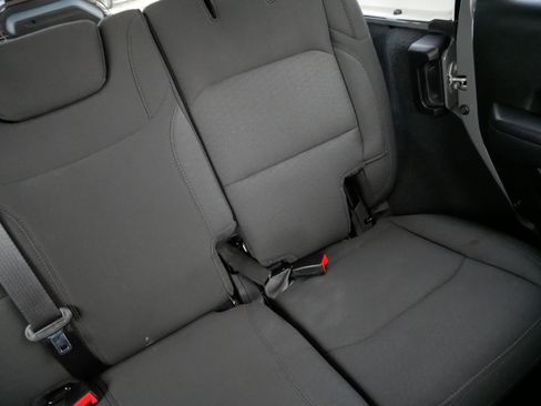 Used 2022 Jeep Wrangler Unlimited Sport image 14