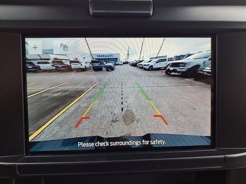 Certified 2025 Ford F250 XLT image 10