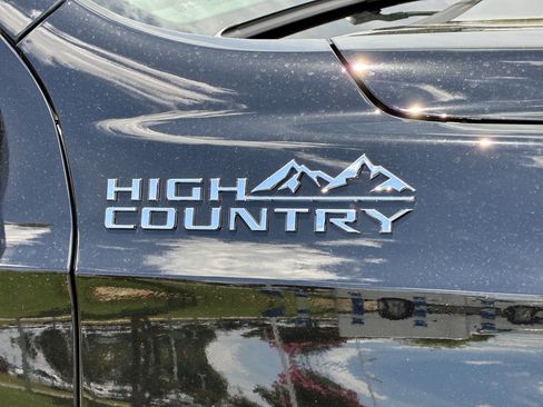 New 2026 Chevrolet Tahoe High Country AWD/4WD image 8
