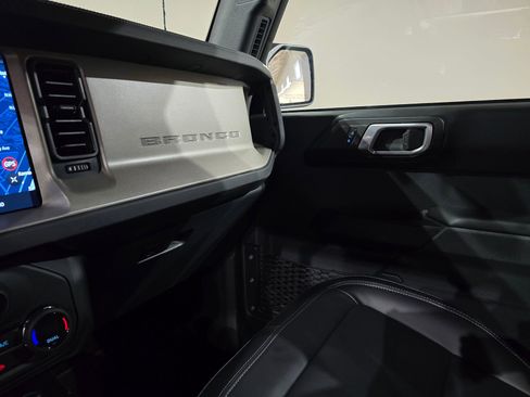 New 2026 Ford Bronco Outer Banks image 33