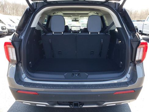 New 2026 Ford Explorer Active AWD/4WD image 5