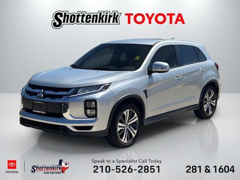 Used 2020 Mitsubishi Outlander Sport SE FWD image 1