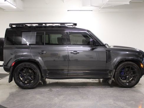 Used 2022 Land Rover Defender 110 X-Dynamic HSE image 6