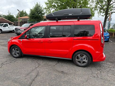 Used 2022 Ford Transit Connect Titanium w/ Trailer Tow Package FWD image 13