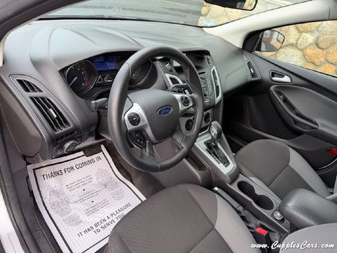 Used 2014 Ford Focus SE FWD image 4