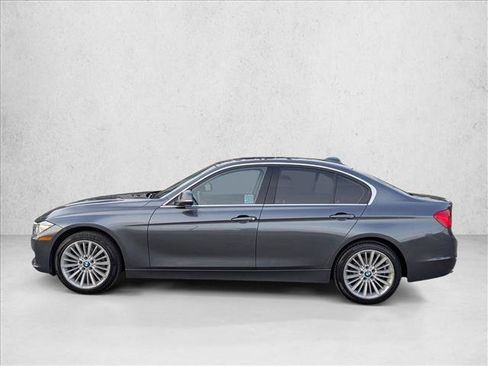 Used 2013 BMW 328i xDrive Sedan image 9