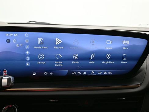 Certified 2024 Buick Envision Avenir image 15