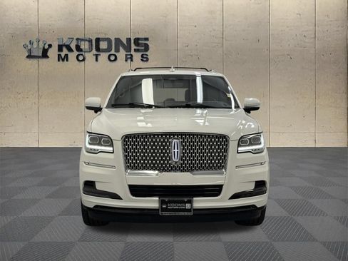 Certified 2023 Lincoln Navigator L Reserve AWD/4WD image 3