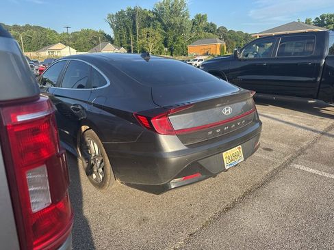 Used 2023 Hyundai Sonata SEL w/ Convenience Package FWD image 7