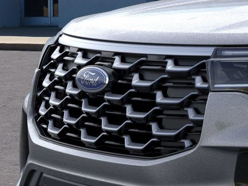 New 2026 Ford Explorer Platinum RWD image 17